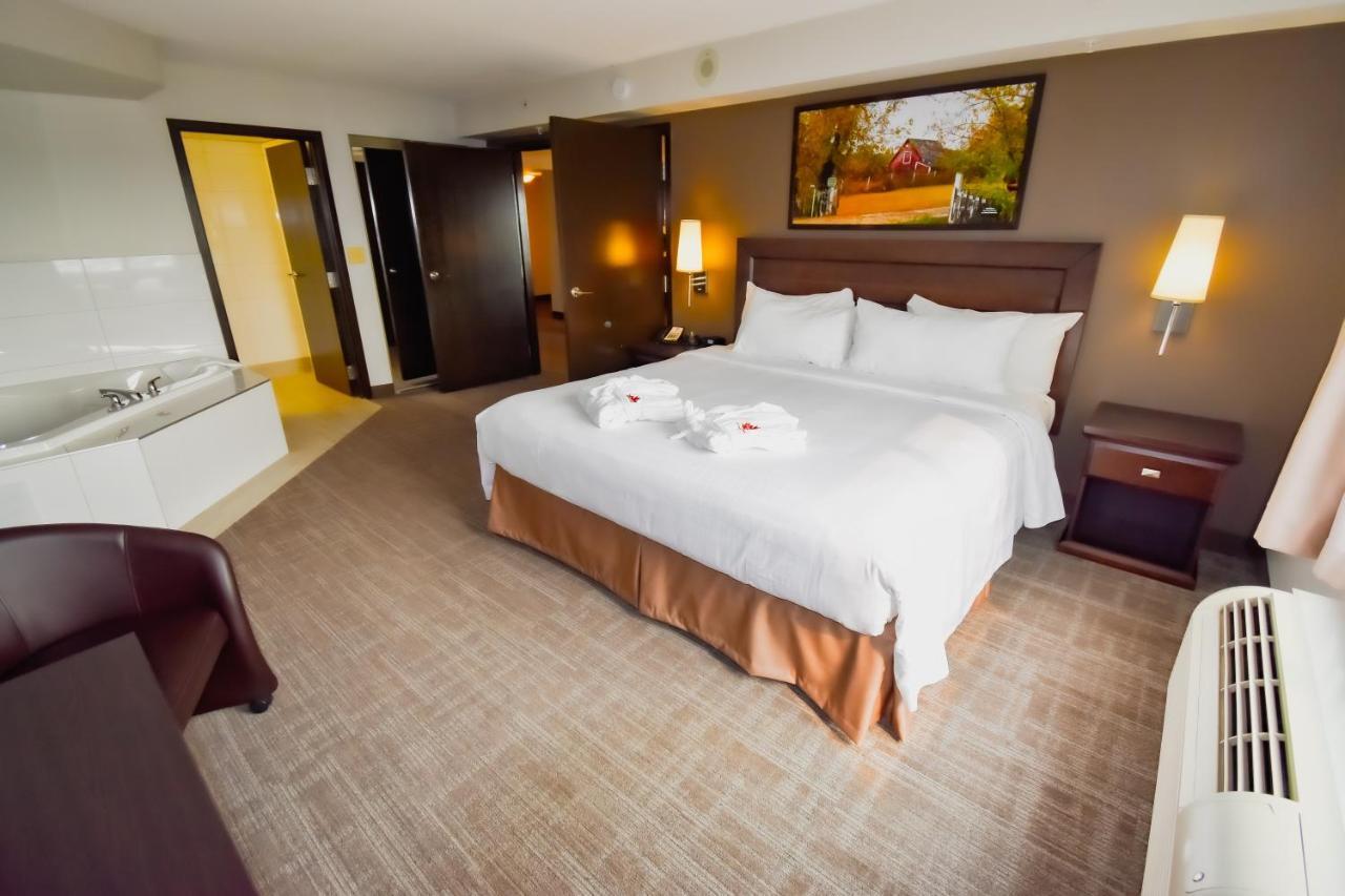 Canad Inns Destination Centre Club Regent Casino Hotel Winnipeg Esterno foto
