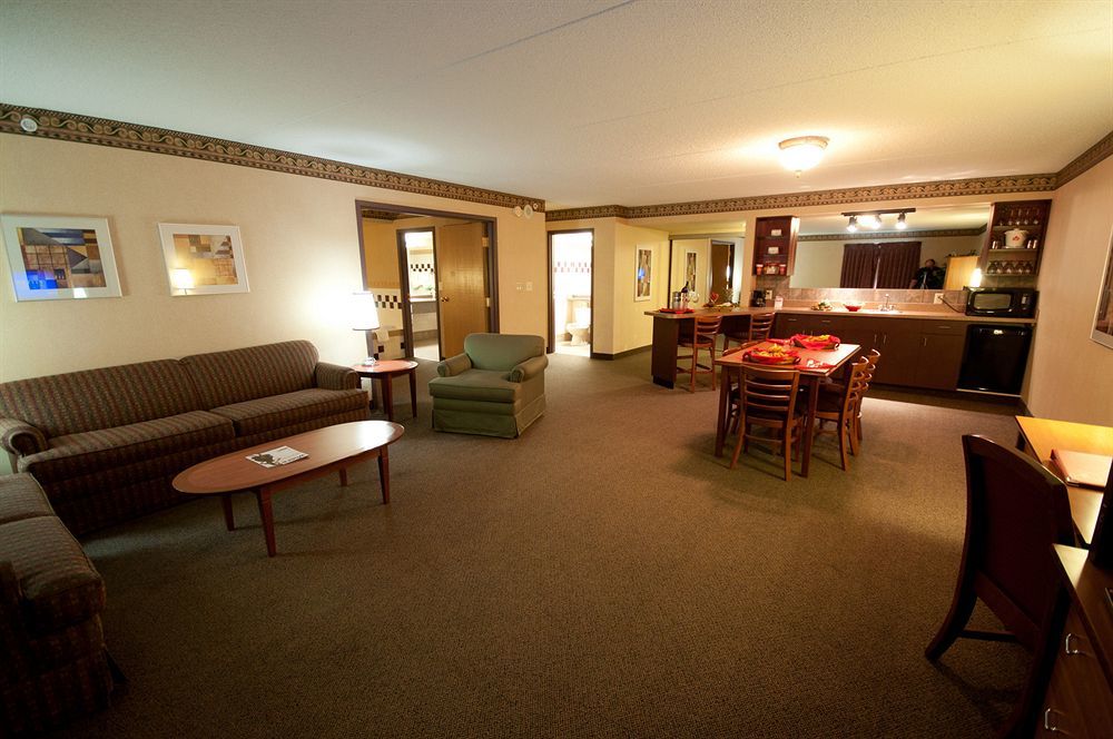 Canad Inns Destination Centre Club Regent Casino Hotel Winnipeg Esterno foto