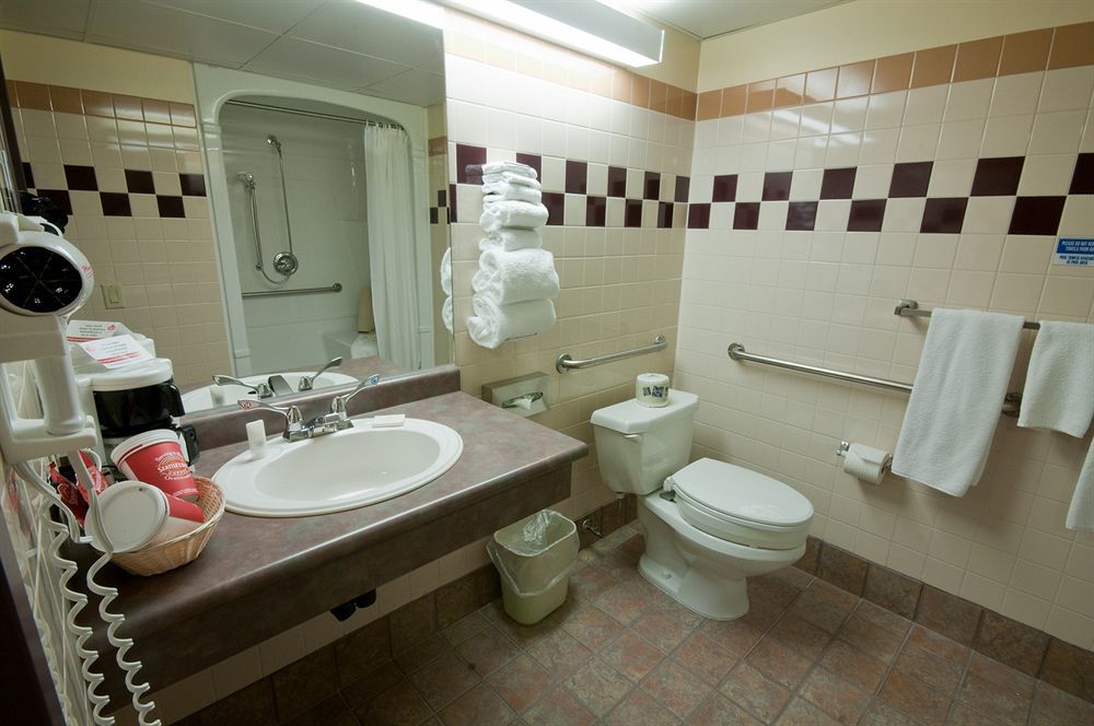 Canad Inns Destination Centre Club Regent Casino Hotel Winnipeg Esterno foto
