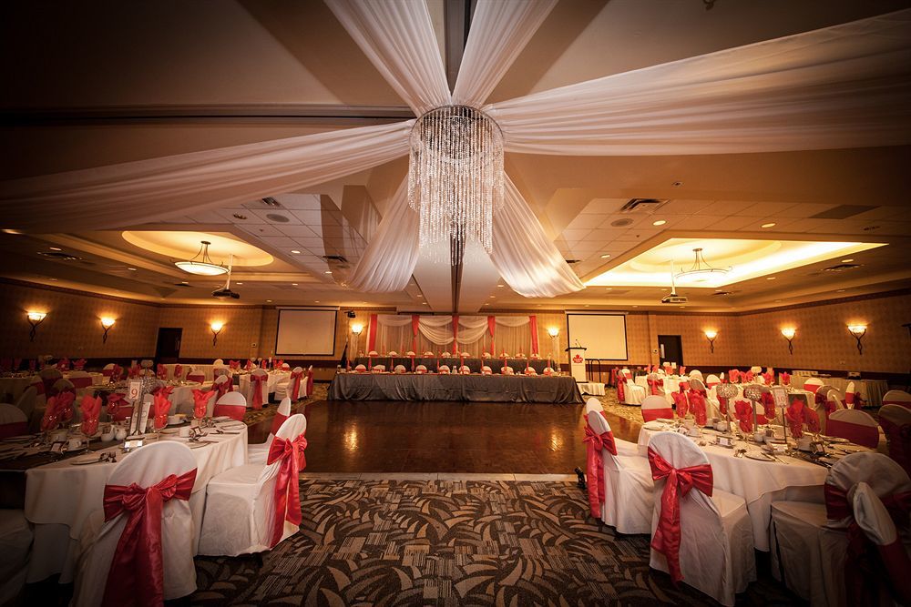 Canad Inns Destination Centre Club Regent Casino Hotel Winnipeg Esterno foto